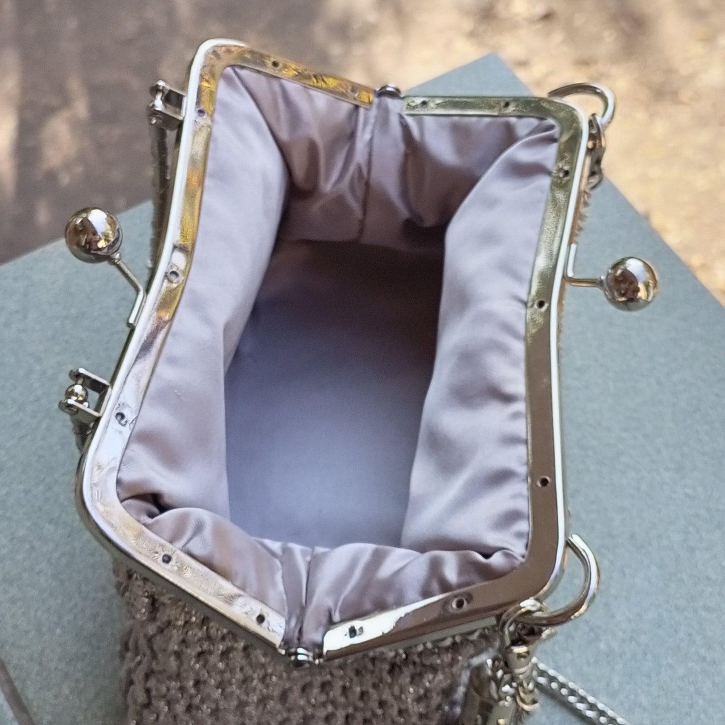 Grey Crochet Kisslock Bag – Silver Frame Wedding Clasp Purse, Elegant Lurex Evening Handbag, Bohemian Crossbody Bag