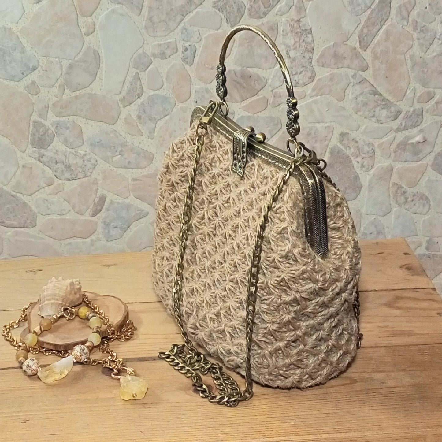Bohemian Beige Crochet Jute Kisslock Bag – Handmade Natural Fiber Handbag with Chain Strap