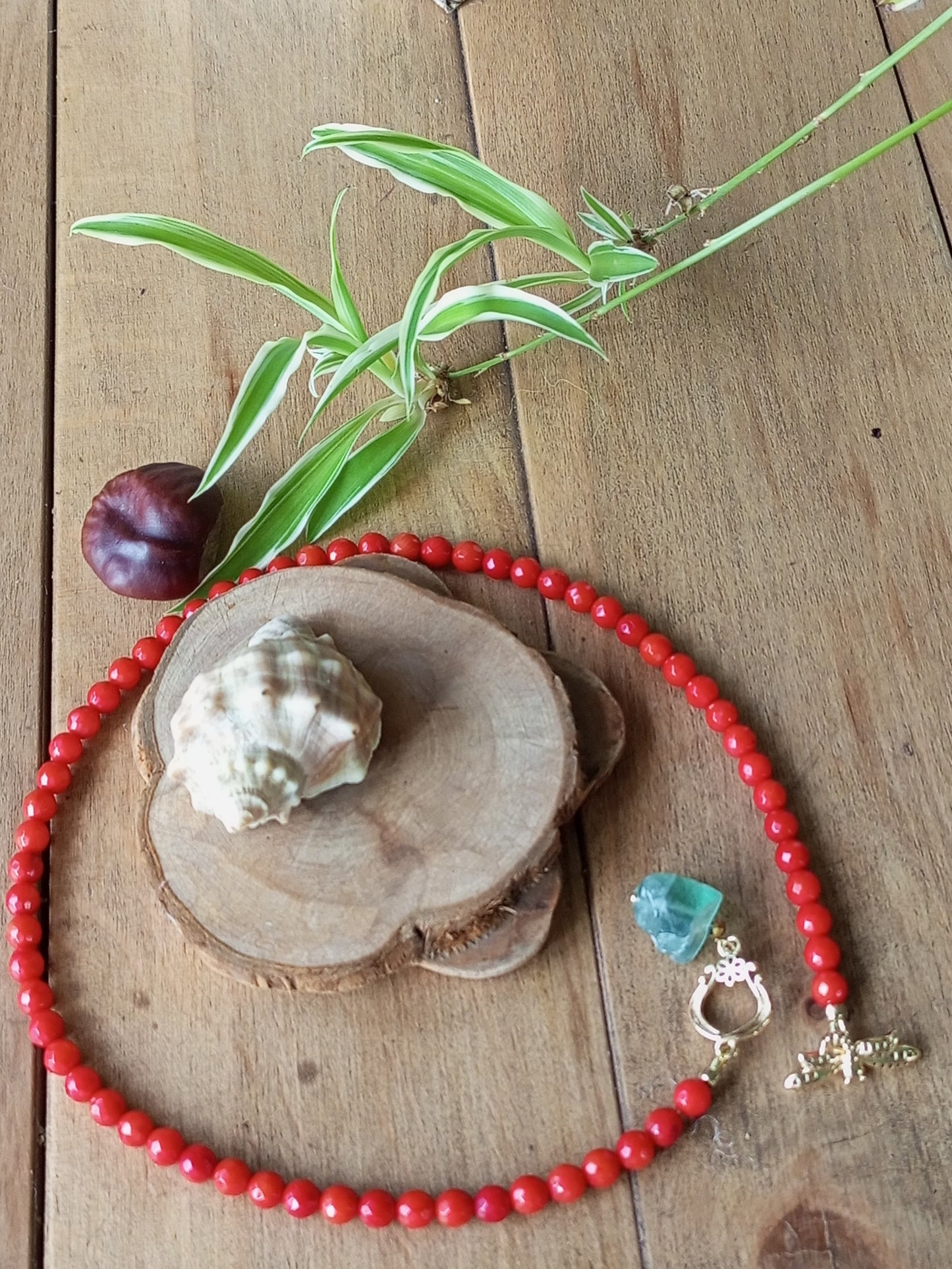 Coral Choker Necklace with Green Fluorite Charm – Red Coral Gemstone Jewelry, 14K Gold Filled Toggle Necklace, Gift for Her