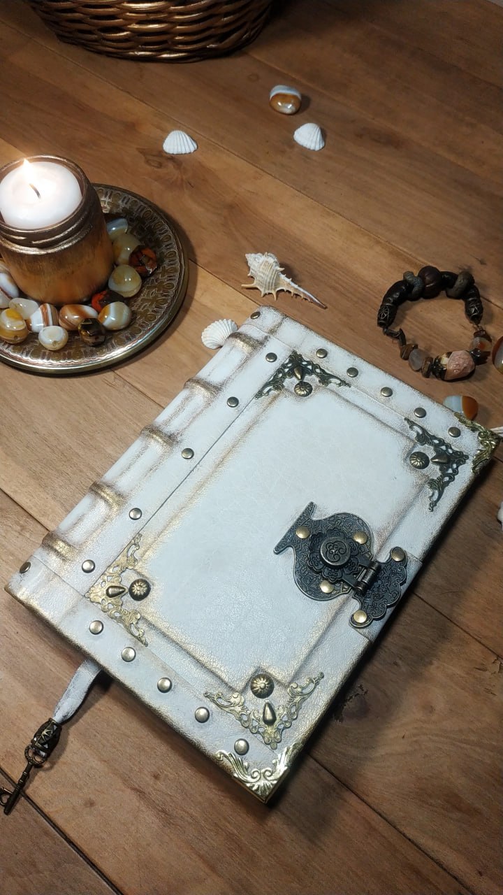White Leather Journal with Antique Lock – Handmade Vintage Blank Notebook, Book of Shadows