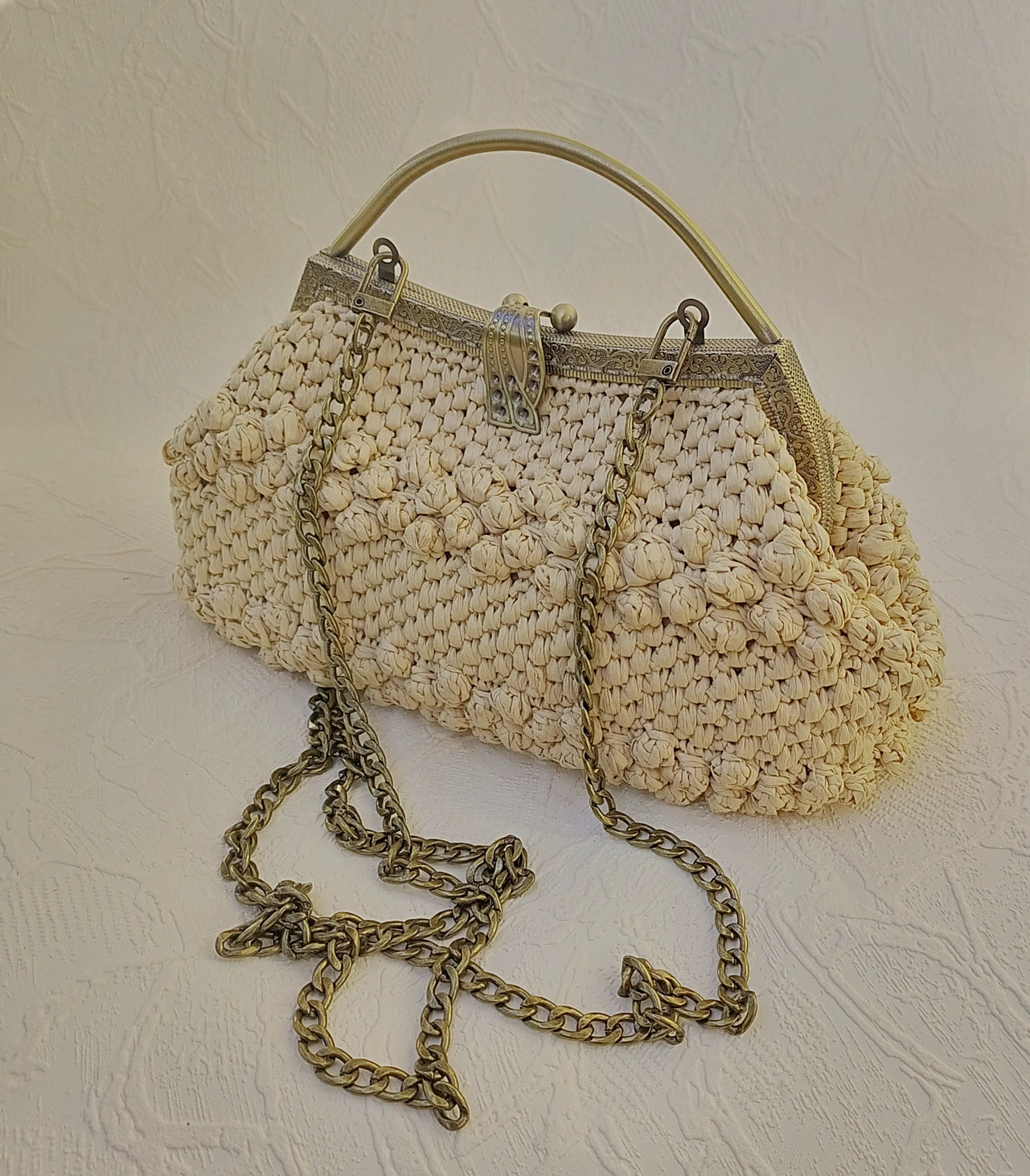 Summer raffia crochet handbag beige metal frame design