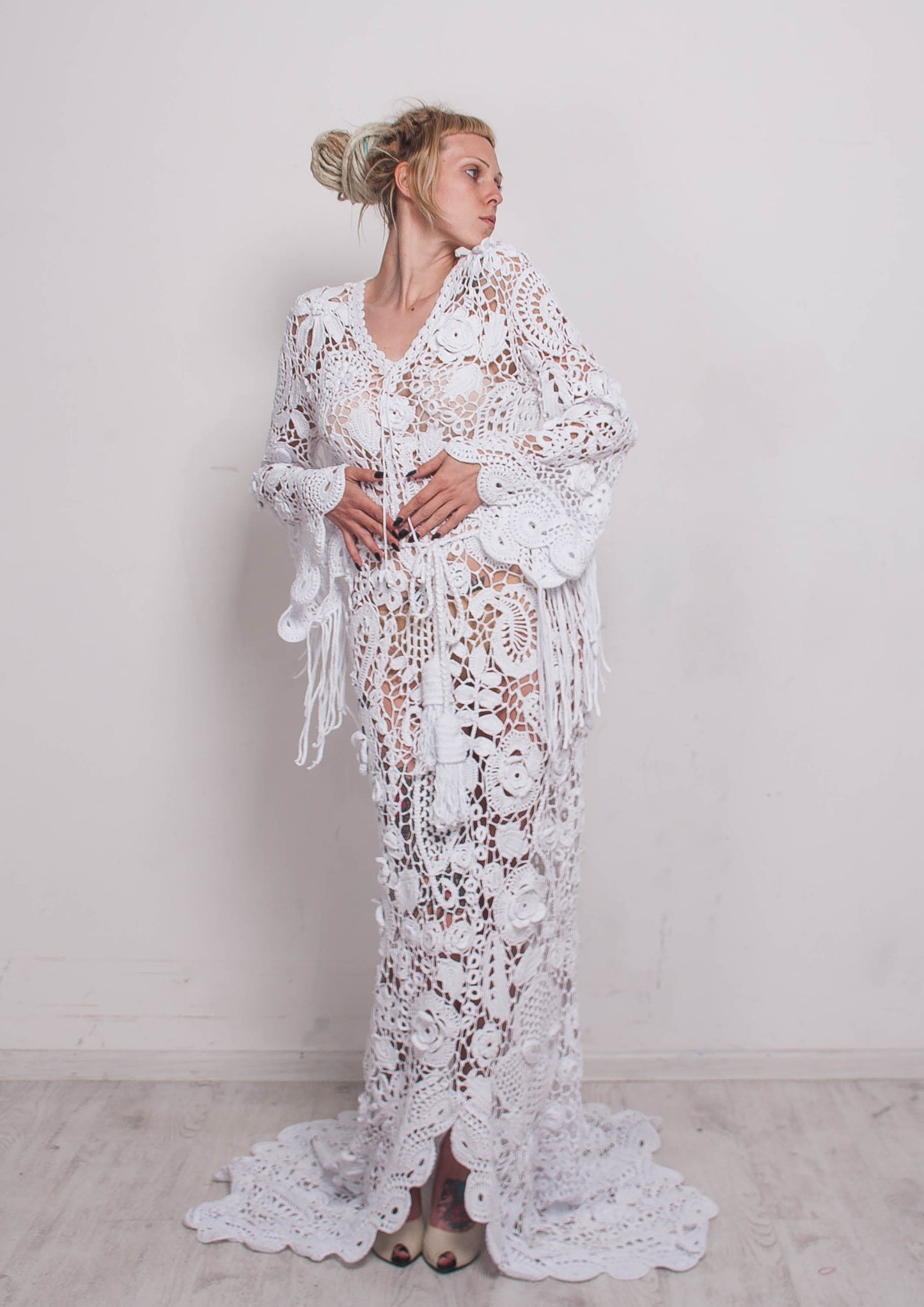 Handmade Crochet Irish Lace Wedding Maxi Dress – White Cotton Bridal Gown with Fringe Sleeves