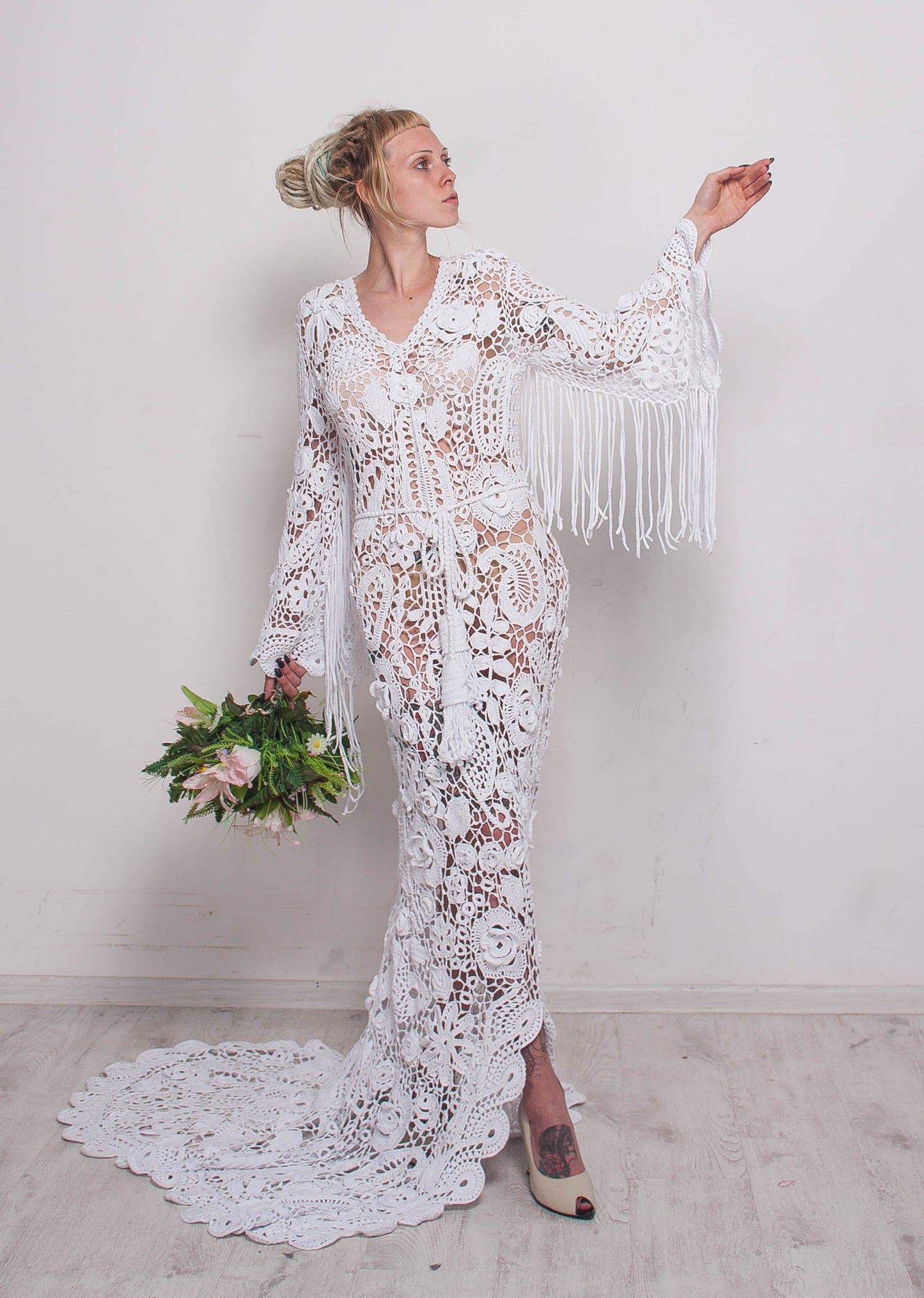 Handmade Crochet Irish Lace Wedding Maxi Dress – White Cotton Bridal Gown with Fringe Sleeves