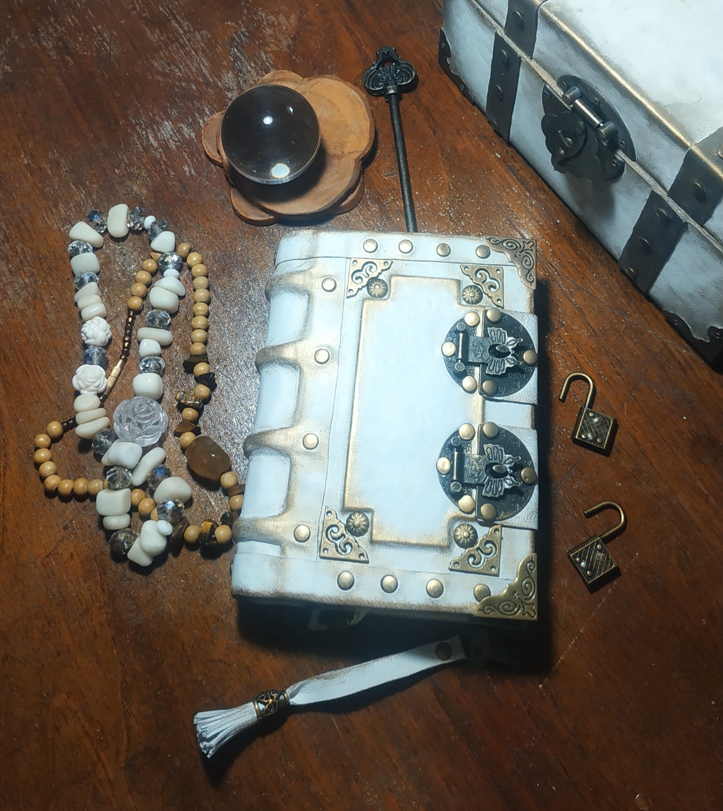 White Aged Leather Journal with Antique Locks – Medieval Wicca Grimoire Handmade Blank Vintage Notebook, 200 Pages