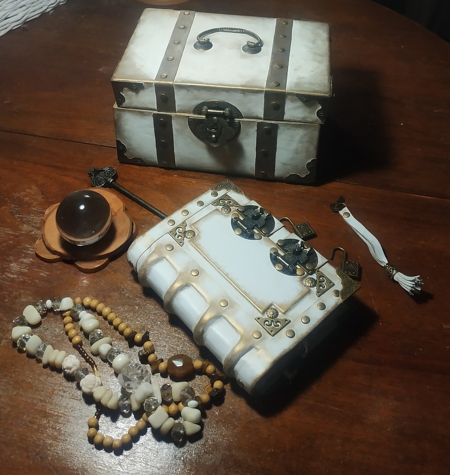 White Aged Leather Journal with Antique Locks – Medieval Wicca Grimoire Handmade Blank Vintage Notebook, 200 Pages