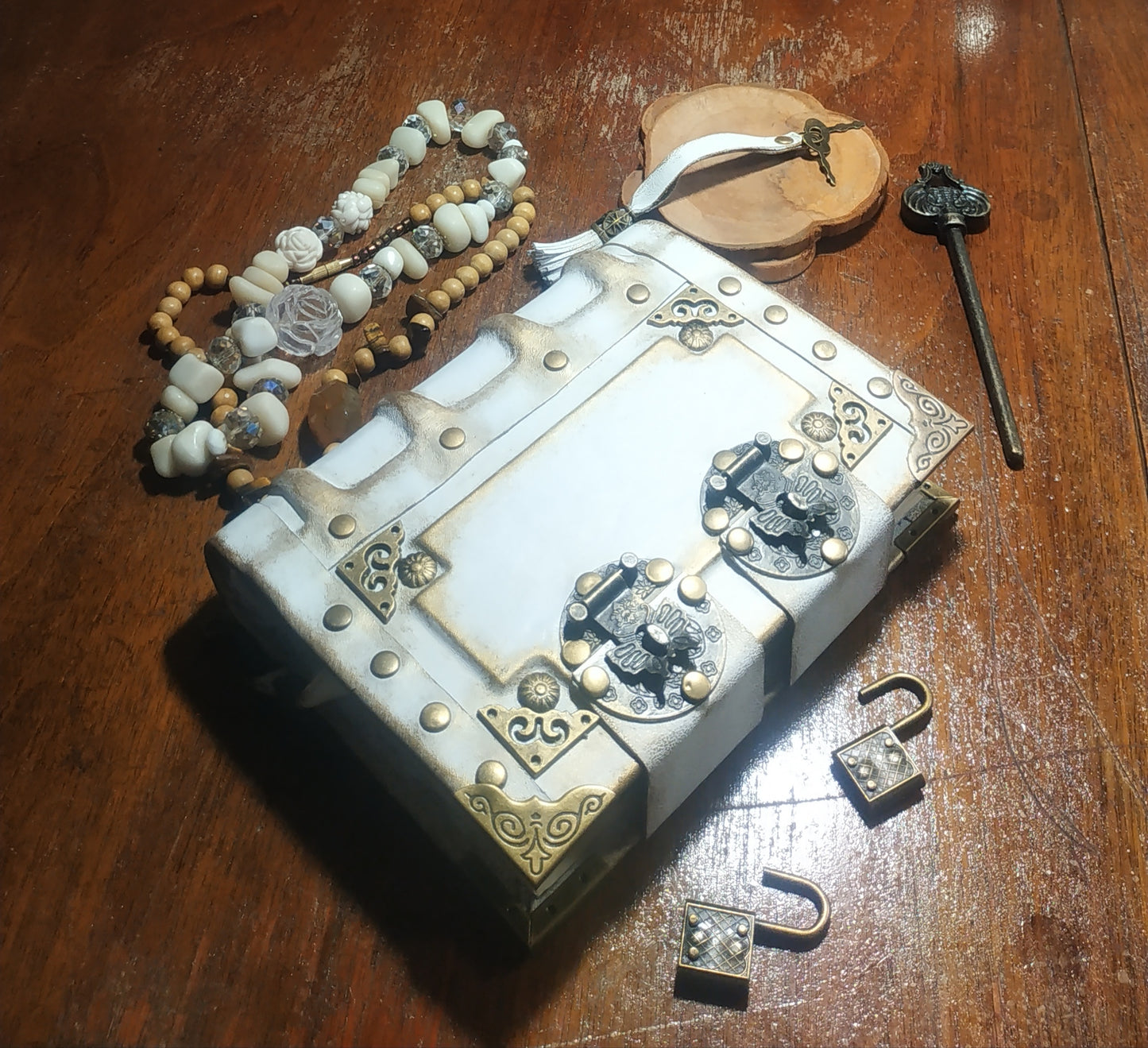 White Aged Leather Journal with Antique Locks – Medieval Wicca Grimoire Handmade Blank Vintage Notebook, 200 Pages