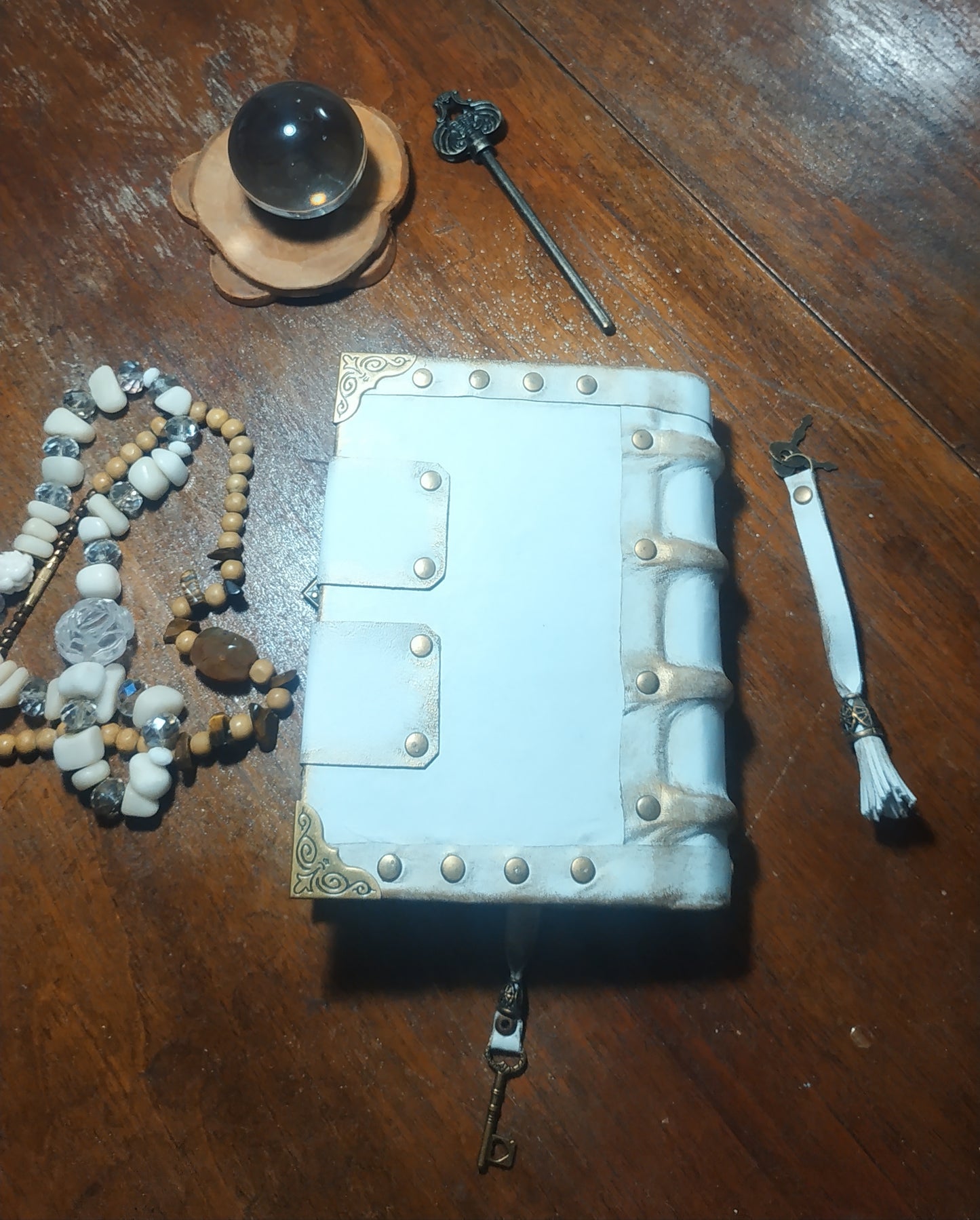 White Aged Leather Journal with Antique Locks – Medieval Wicca Grimoire Handmade Blank Vintage Notebook, 200 Pages