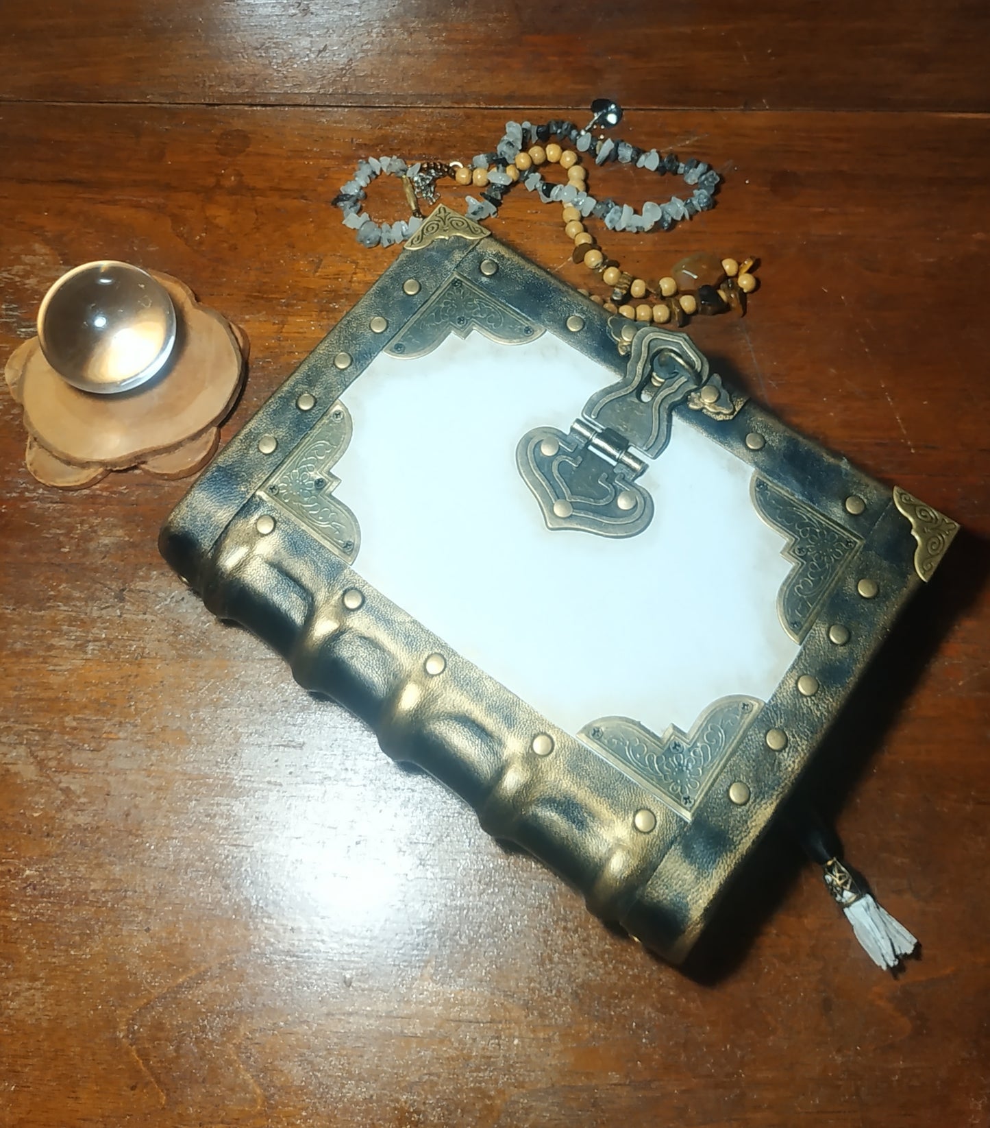 Black and White Vintage Leather Journal with Aged Paper – Handmade Medieval Notebook with Antique Lock