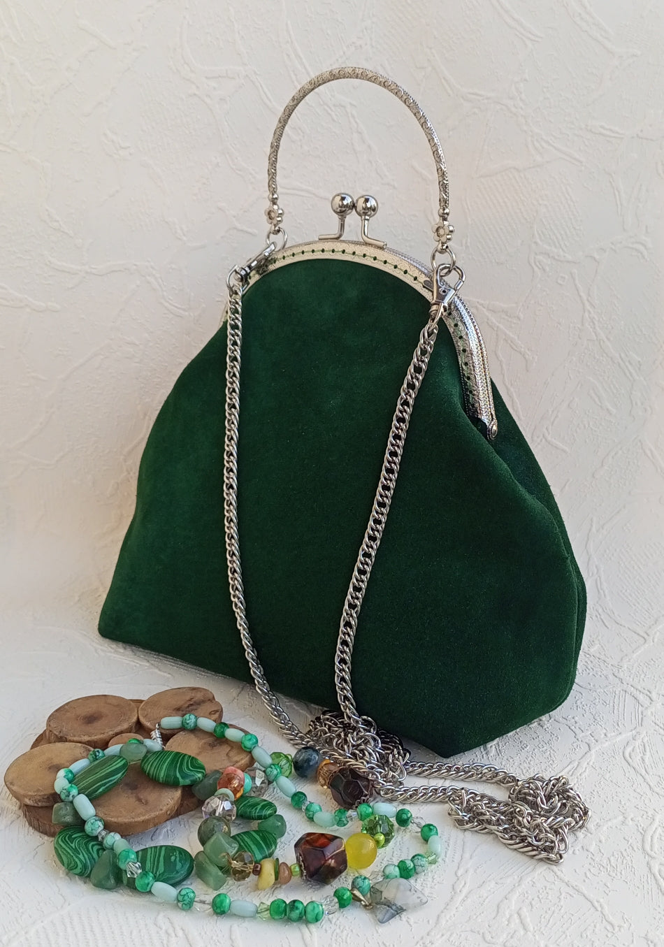 Emerald Green Suede Kisslock Bag – Vintage Leather Frame Handbag with Silver Clasp, Chain Strap Bohemian Shoulder Purse