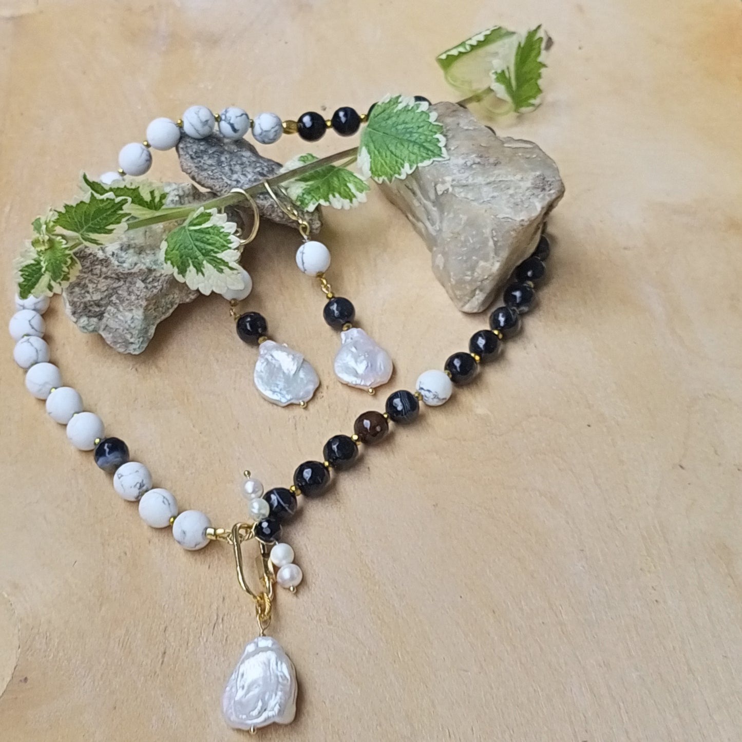 Madagascar Agate Necklace with Baroque Pearl – Black White Gemstone Jewelry, Howlite &amp; Freshwater Pearl Necklace, 14K Gold Filled Gift for Her