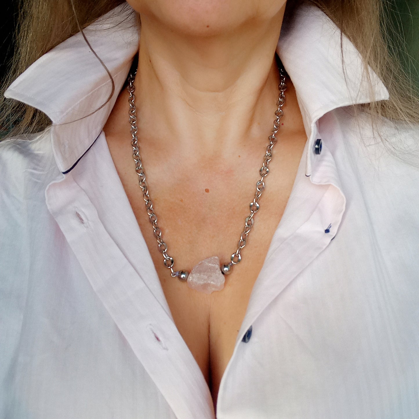 Rose Quartz Necklace – Raw Pink Gemstone Nugget Pendant, Stainless Steel Chain Necklace, Minimalist Crystal Jewelry Gift for Her