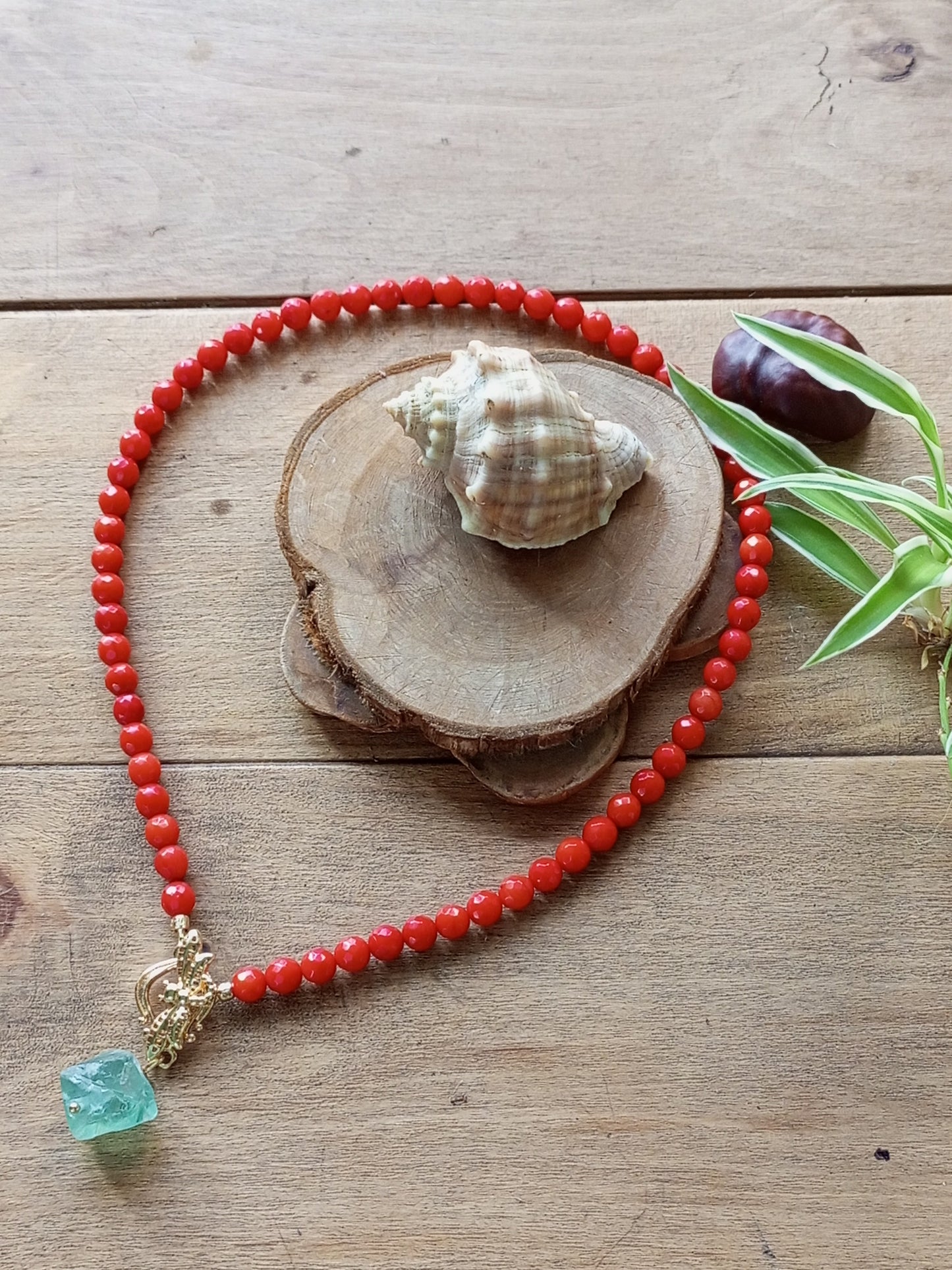 Coral Choker Necklace with Green Fluorite Charm – Red Coral Gemstone Jewelry, 14K Gold Filled Toggle Necklace, Gift for Her