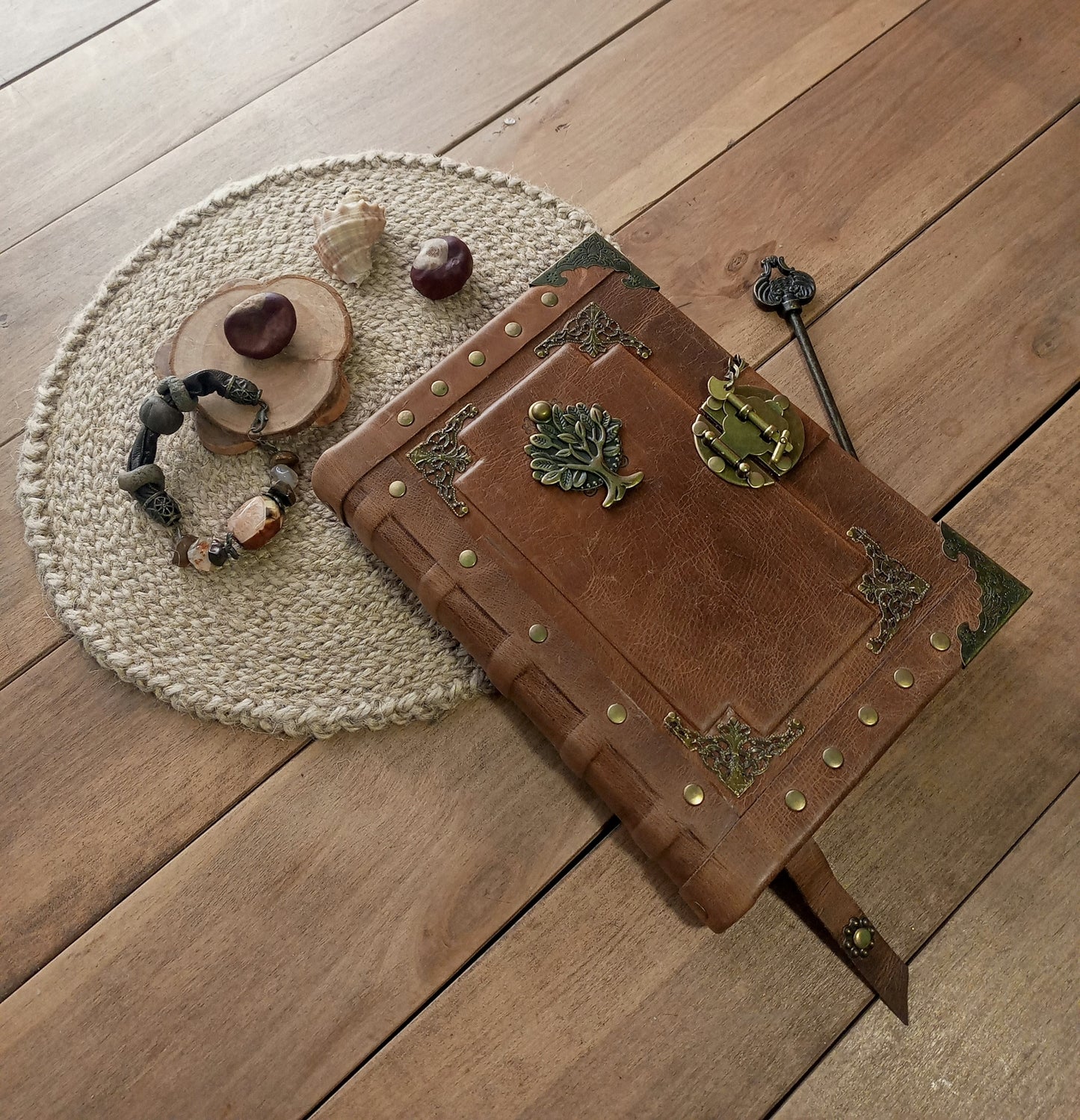 Rusty Brown Leather Journal – Handmade Vintage Grimoire Aged Brown Notebook