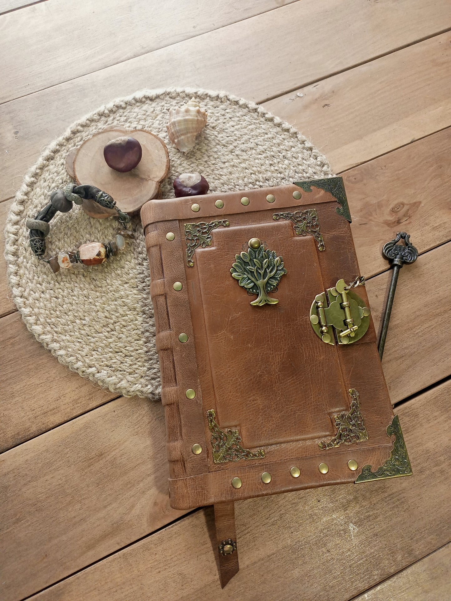 Rusty Brown Leather Journal – Handmade Vintage Grimoire Aged Brown Notebook