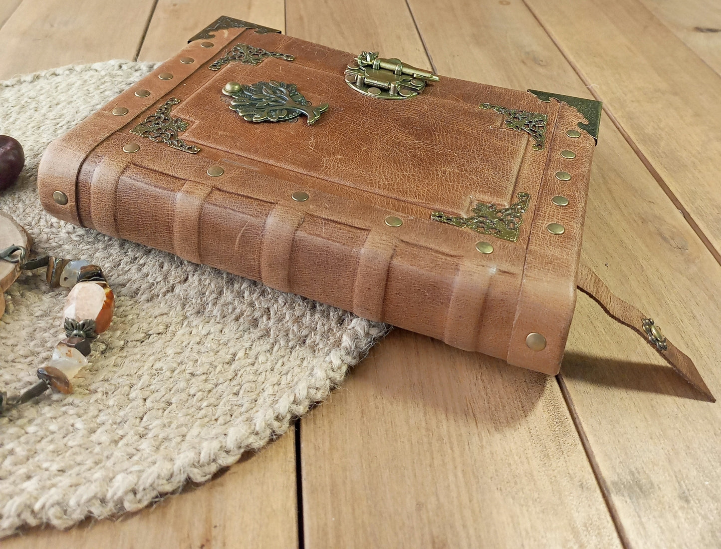 Rusty Brown Leather Journal – Handmade Vintage Grimoire Aged Brown Notebook