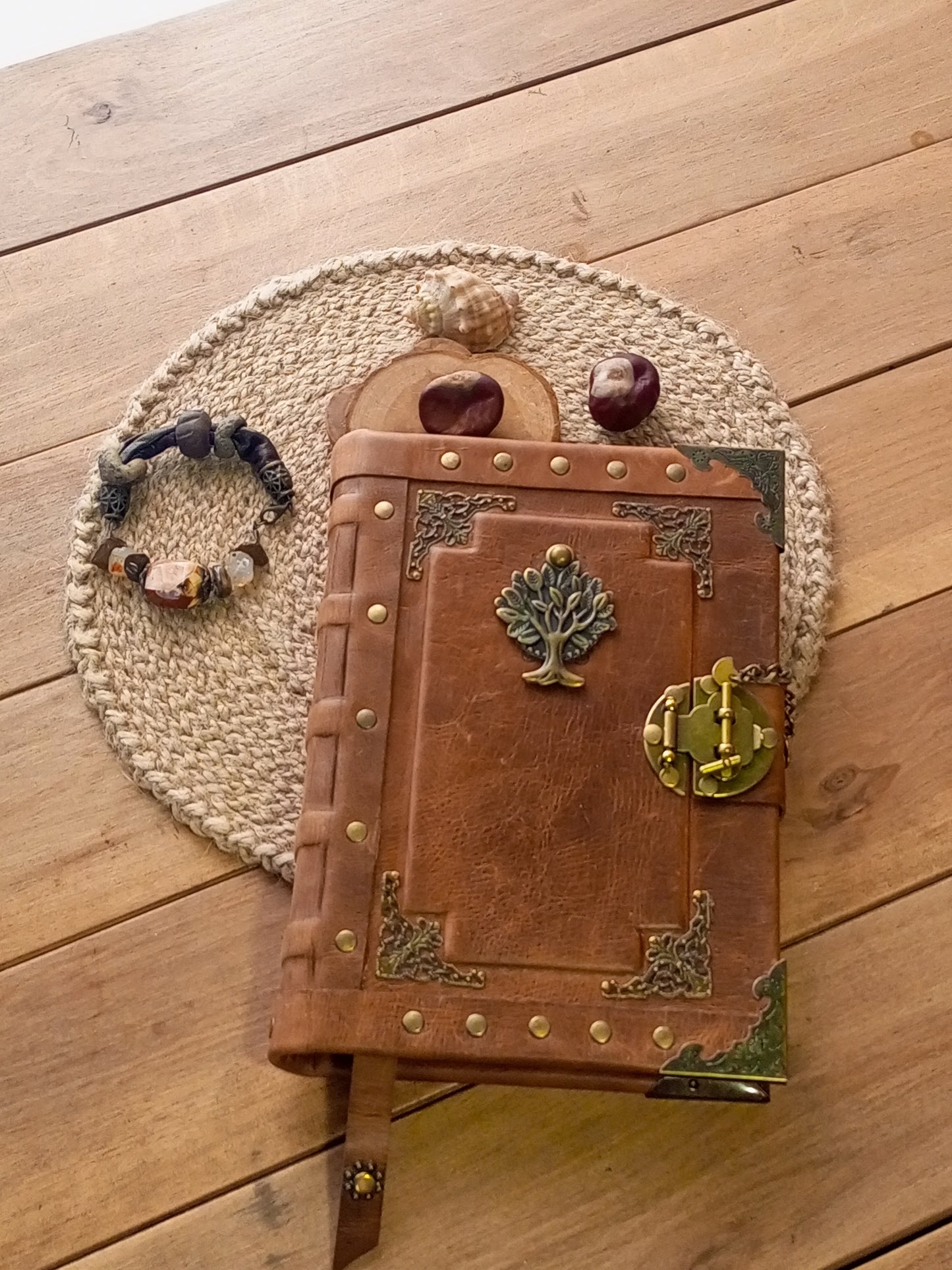 Rusty Brown Leather Journal – Handmade Vintage Grimoire Aged Brown Notebook
