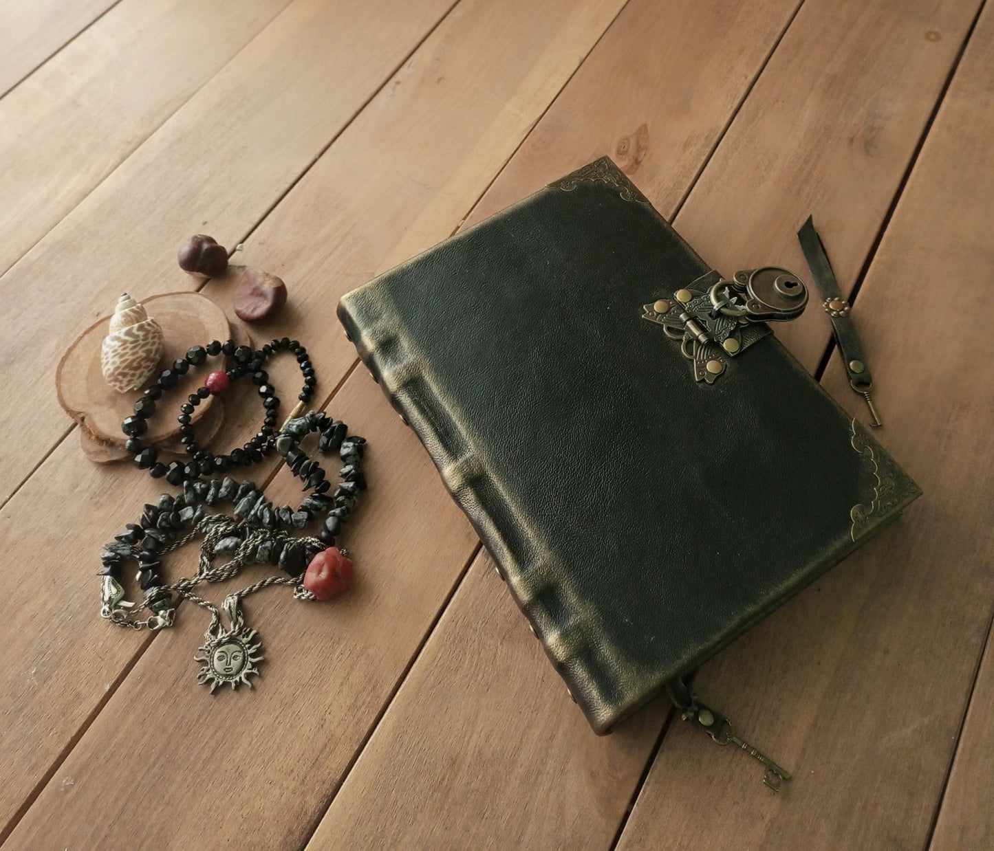 Black Leather Journal with Antique Lock – Handmade Lined Vintage Diary Notebook
