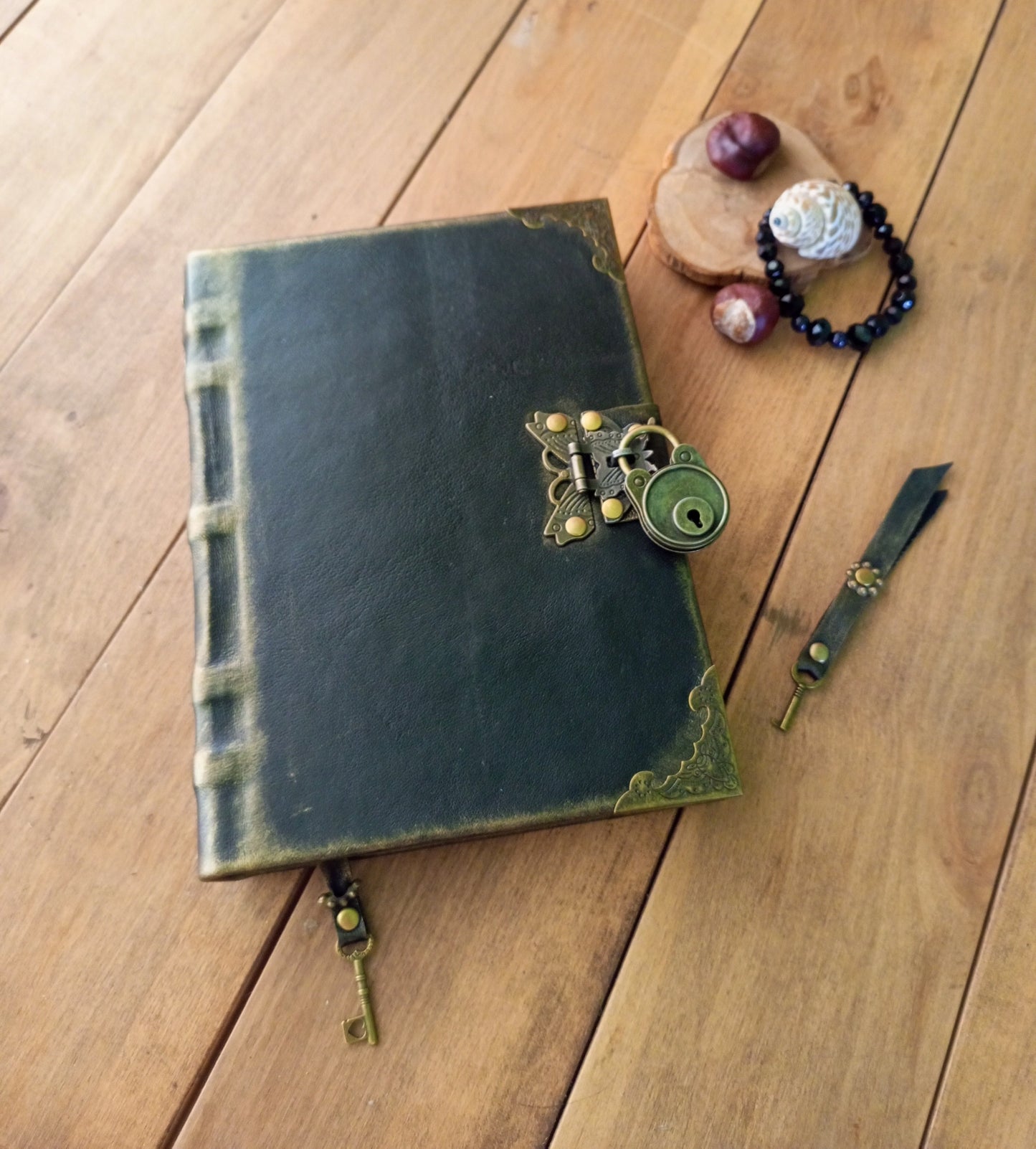 Black Leather Journal with Antique Lock – Handmade Lined Vintage Diary Notebook