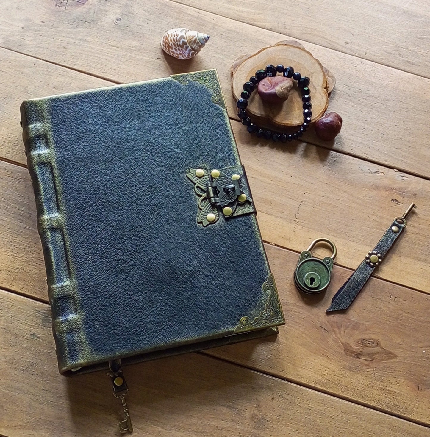 Black Leather Journal with Antique Lock – Handmade Lined Vintage Diary Notebook