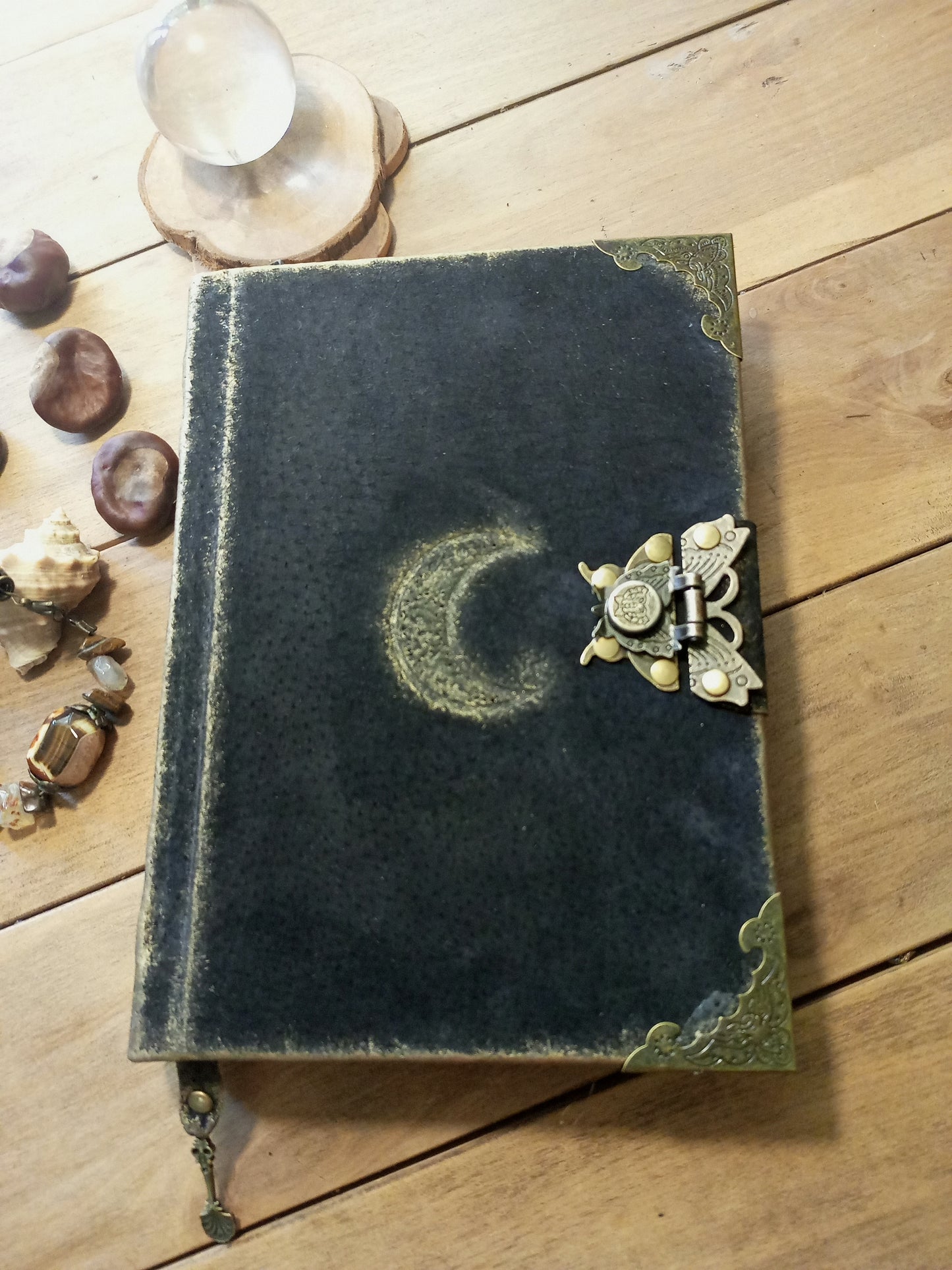 Black Leather Moon Grimoire with Antique Lock – Handmade Engraved Journal, Vintage Book of Shadows