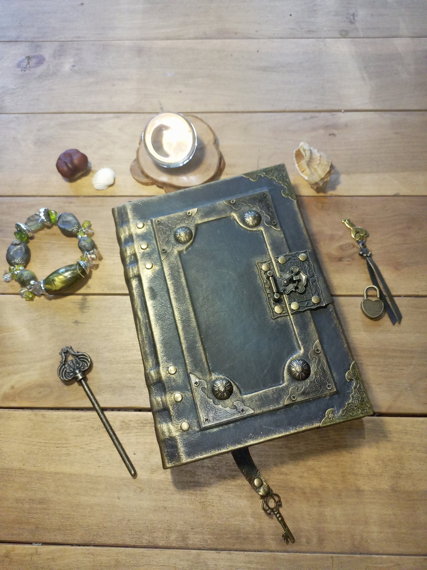 Grey Leather Journal with Antique Lock – Handmade Vintage Grimoire, Dark Grey Book of Shadows
