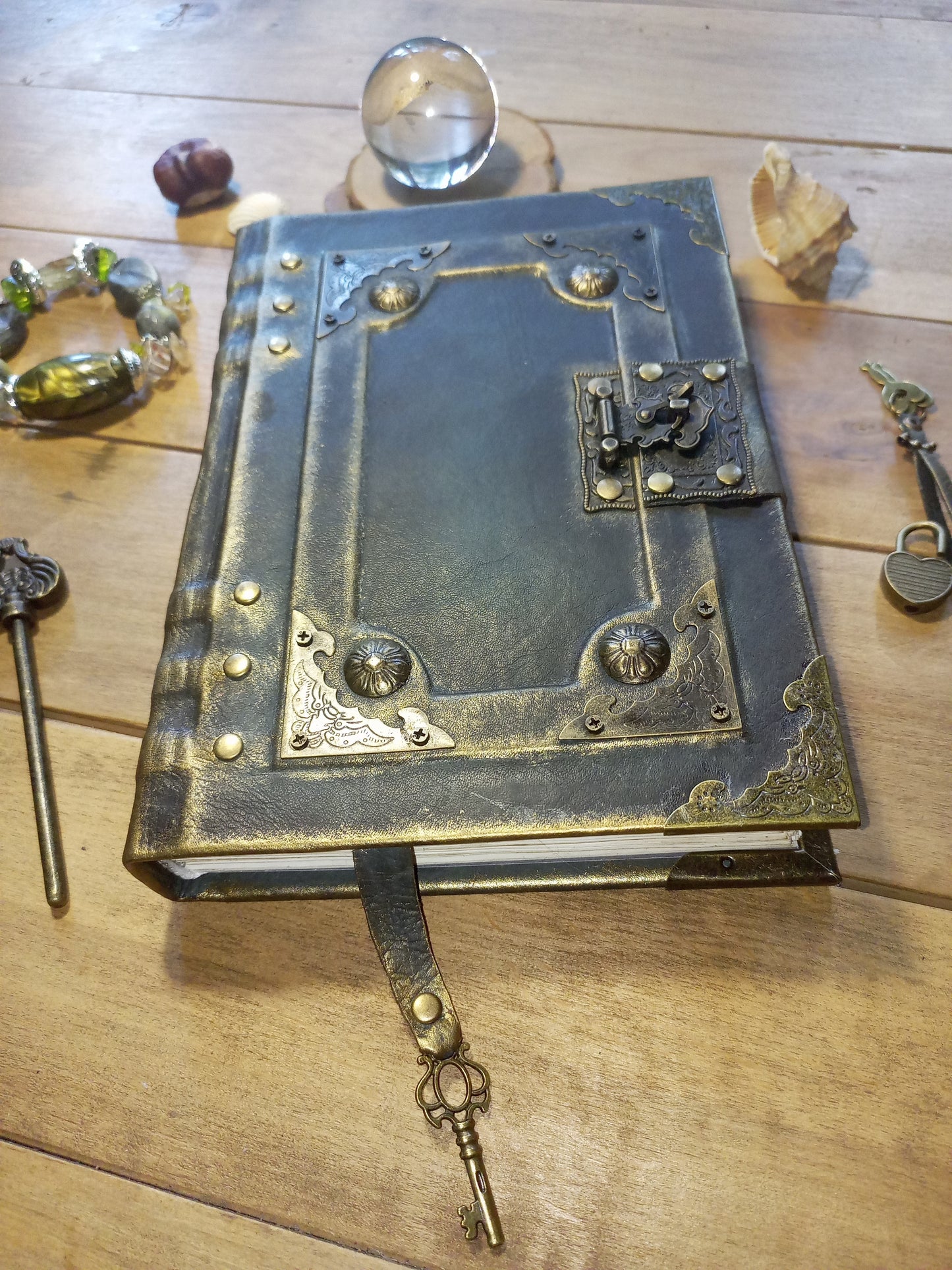 Grey Leather Journal with Antique Lock – Handmade Vintage Grimoire, Dark Grey Book of Shadows