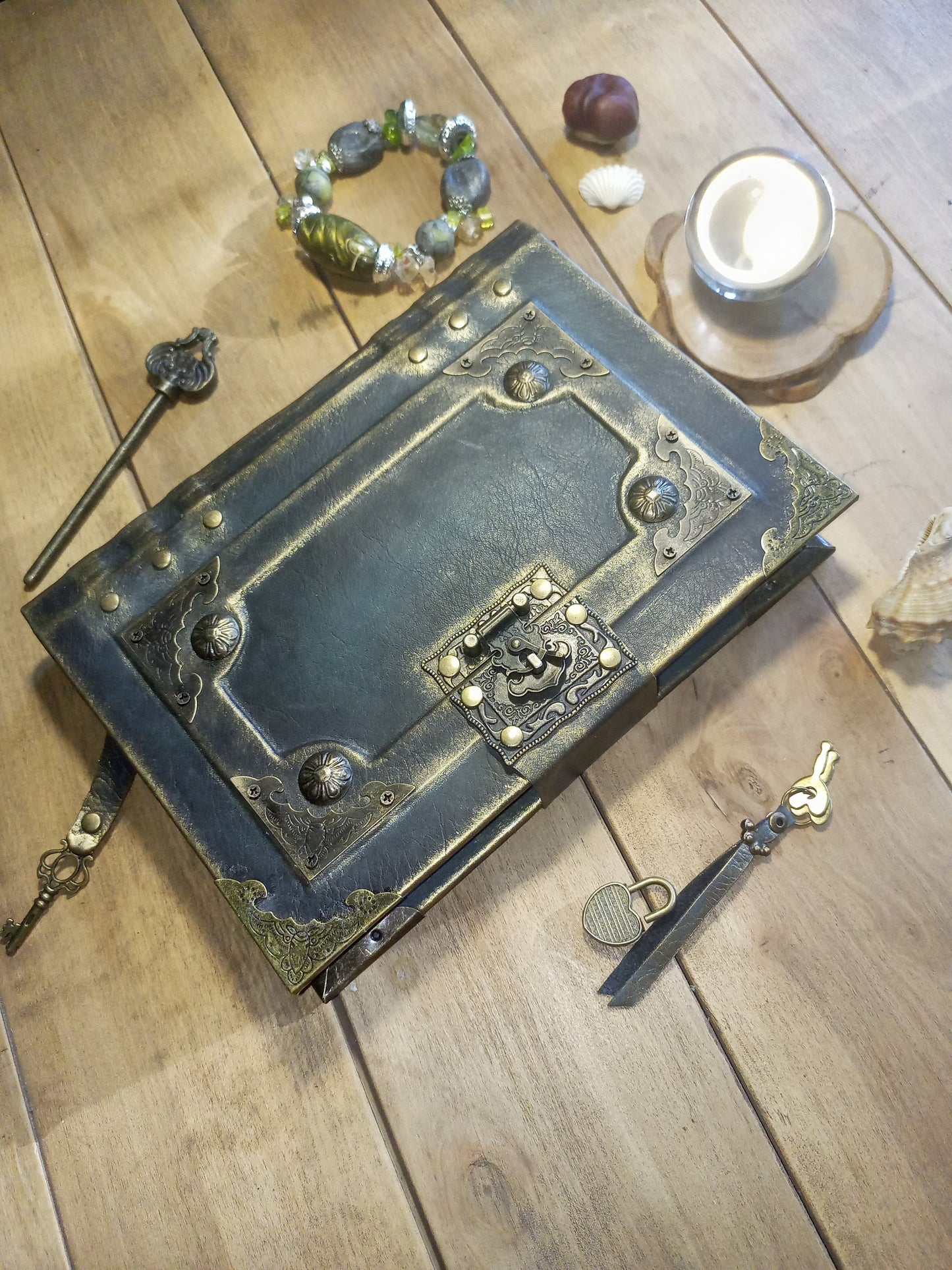 Grey Leather Journal with Antique Lock – Handmade Vintage Grimoire, Dark Grey Book of Shadows