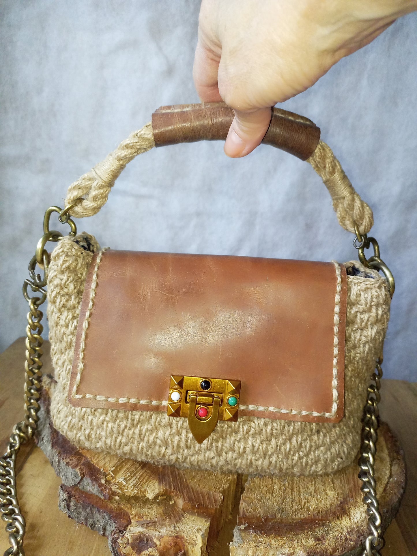 Beige Jute Crochet Bag with Leather – Handmade Boho Kisslock Purse, Vintage Brass Frame Summer Crossbody Handbag