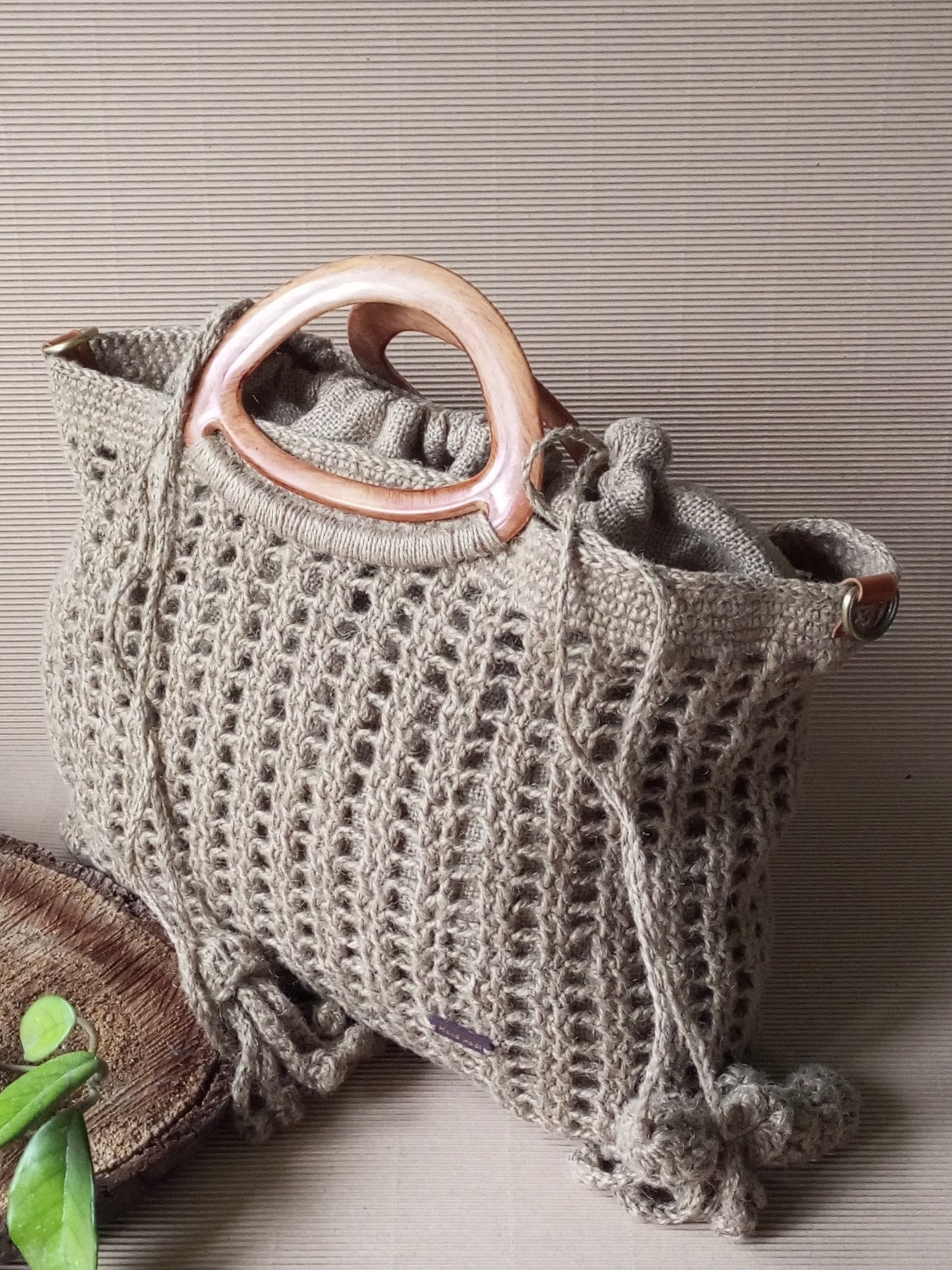 Bohemian Beige Crochet Jute Bag – Handmade Eco Friendly Summer Tote with Plastic Handles and Inner Canvas Bag