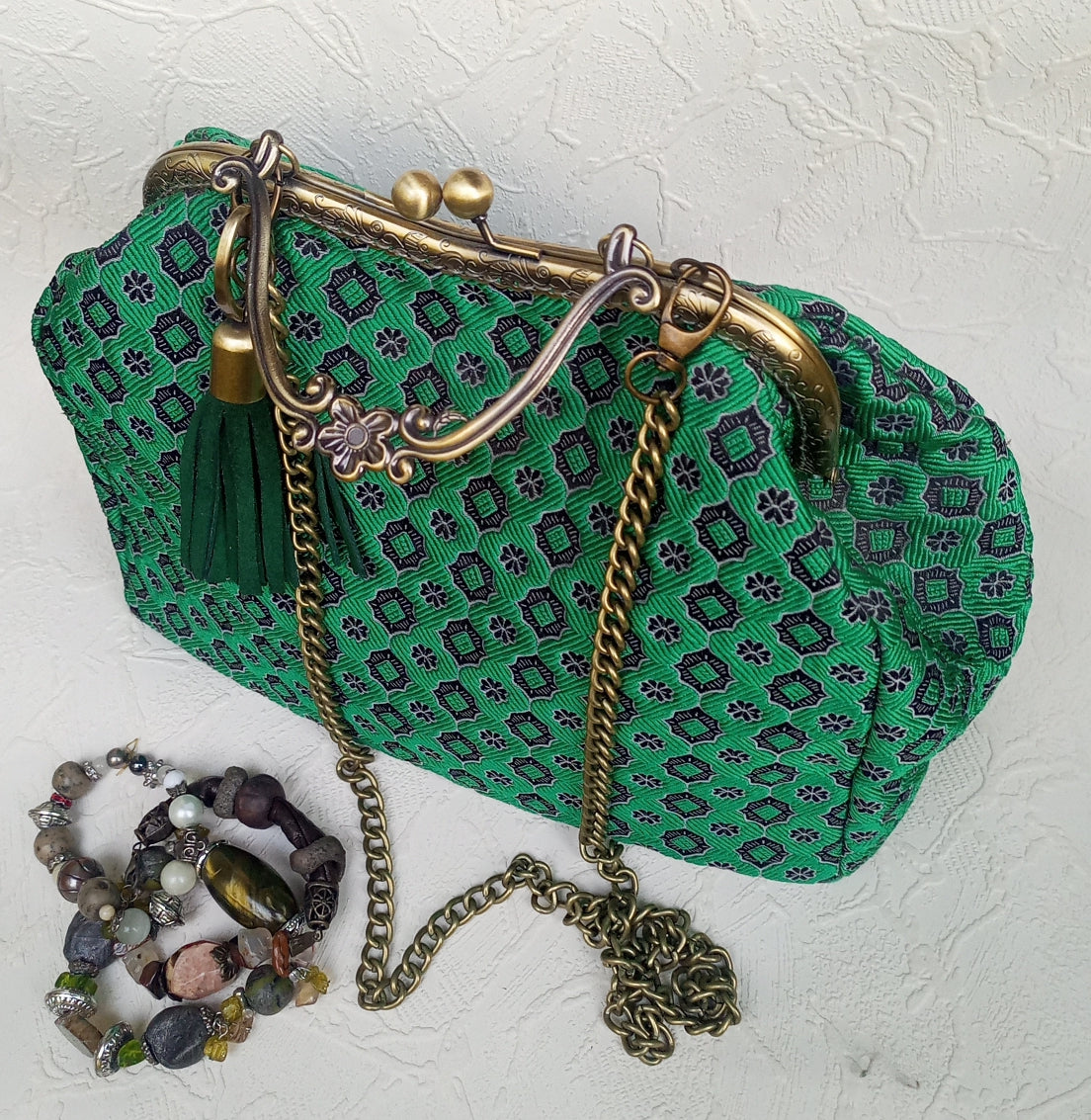 Emerald Green Bohemian Kisslock Bag – Jacquard Fabric Handbag with Chain Strap, Vintage Purse                                                                                                                                                   Frame Purse
