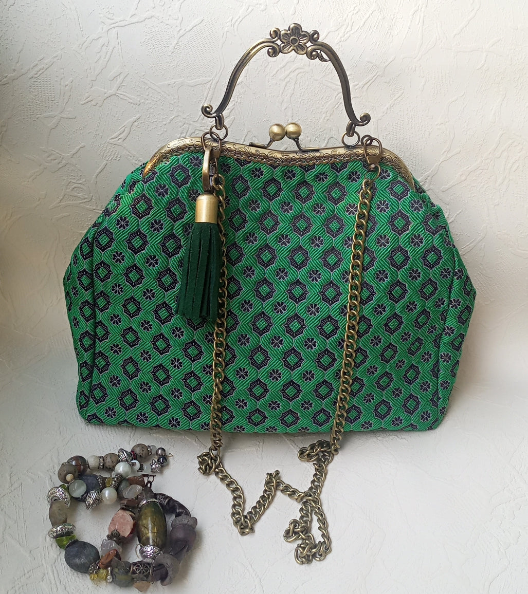 Emerald Green Bohemian Kisslock Bag – Jacquard Fabric Handbag with Chain Strap, Vintage Purse                                                                                                                                                   Frame Purse