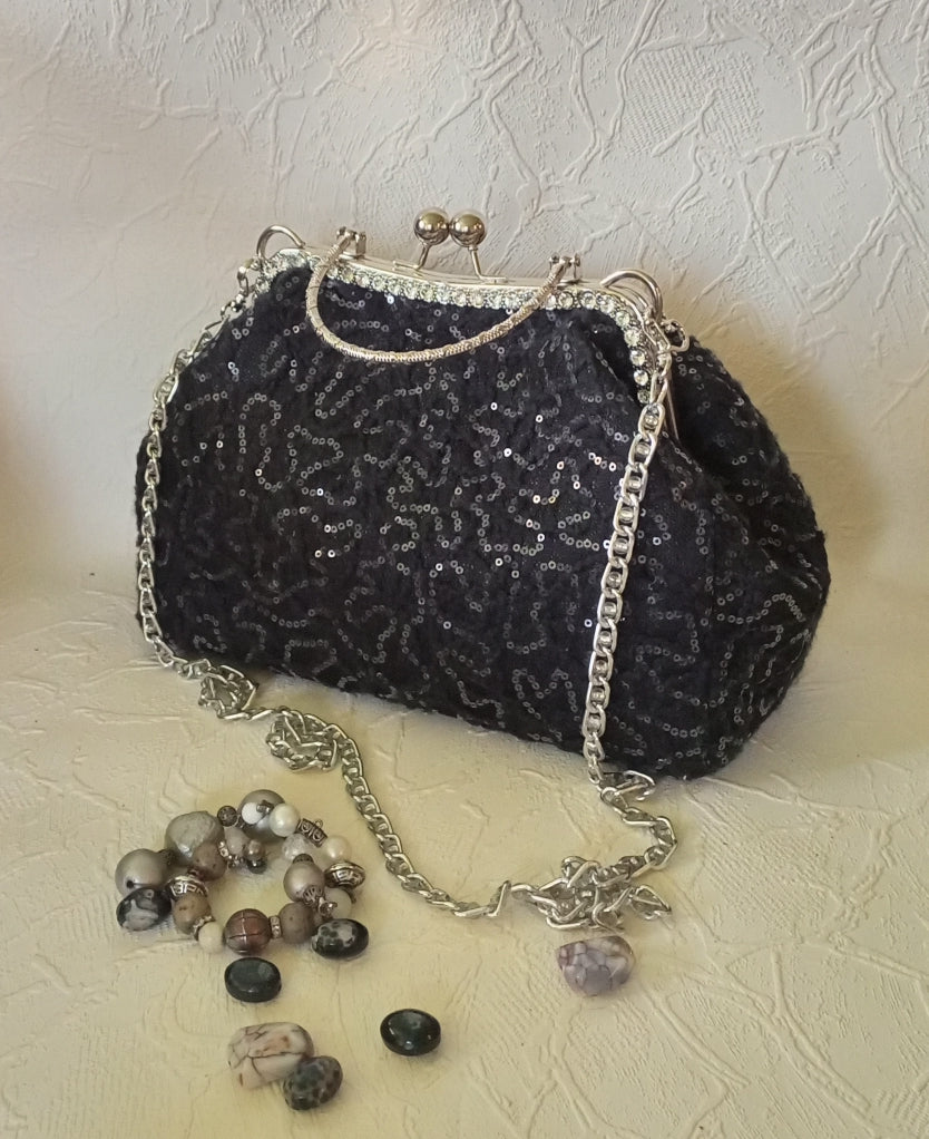 OOAK Black Sequin Kisslock Bag – Vintage Jacquard Clasp Frame Evening Purse with Chain Strap Handmade Party Handbag