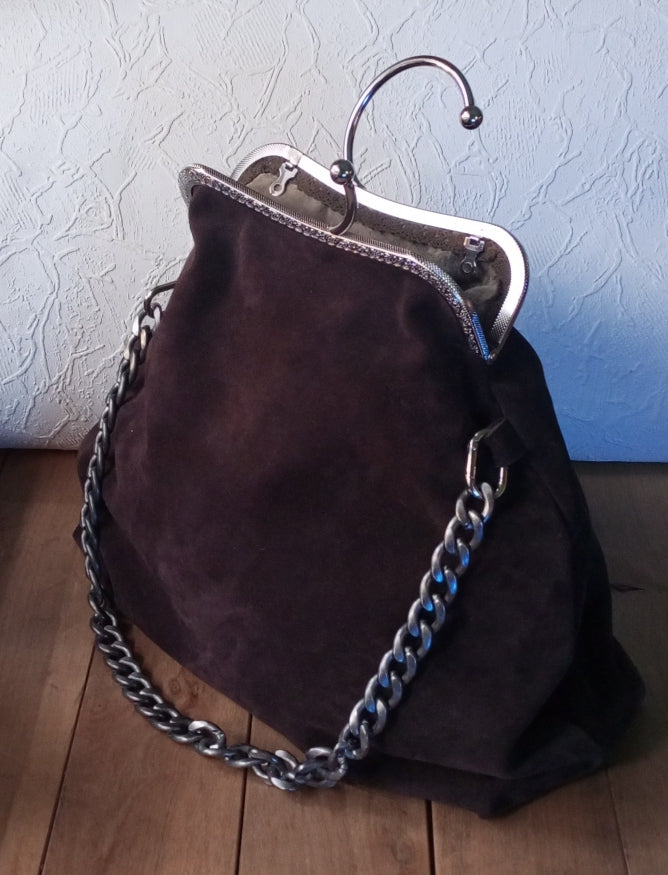 Brown Suede Kisslock Bag – Vintage Chocolate Leather Frame Handbag with Brass Clasp, Bohemian Chain Shoulder Purse