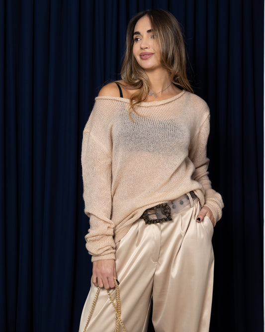 A powder knt mohair see through junper