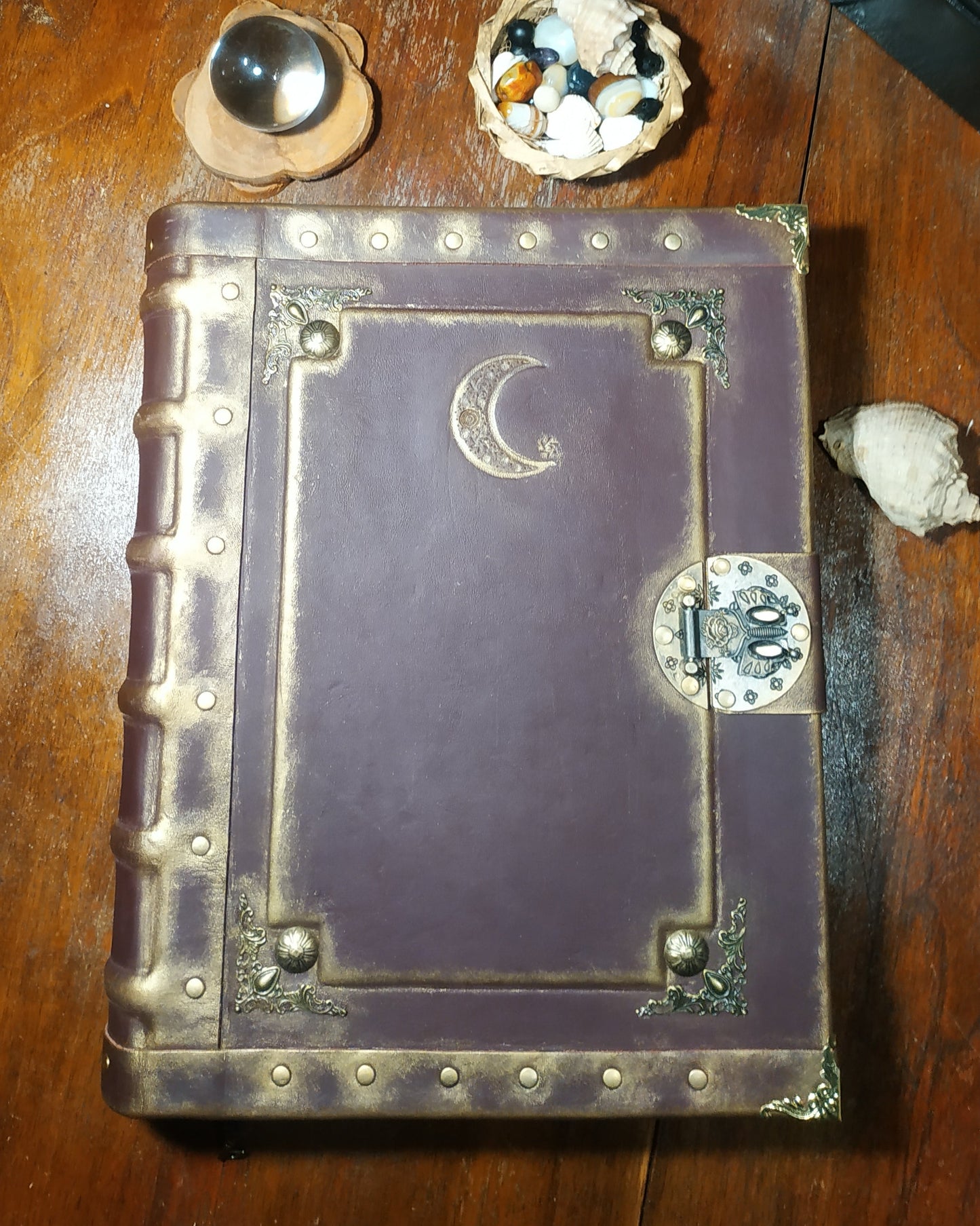 Bordeau aged leather journal with moon ngraving and antique bronze lock