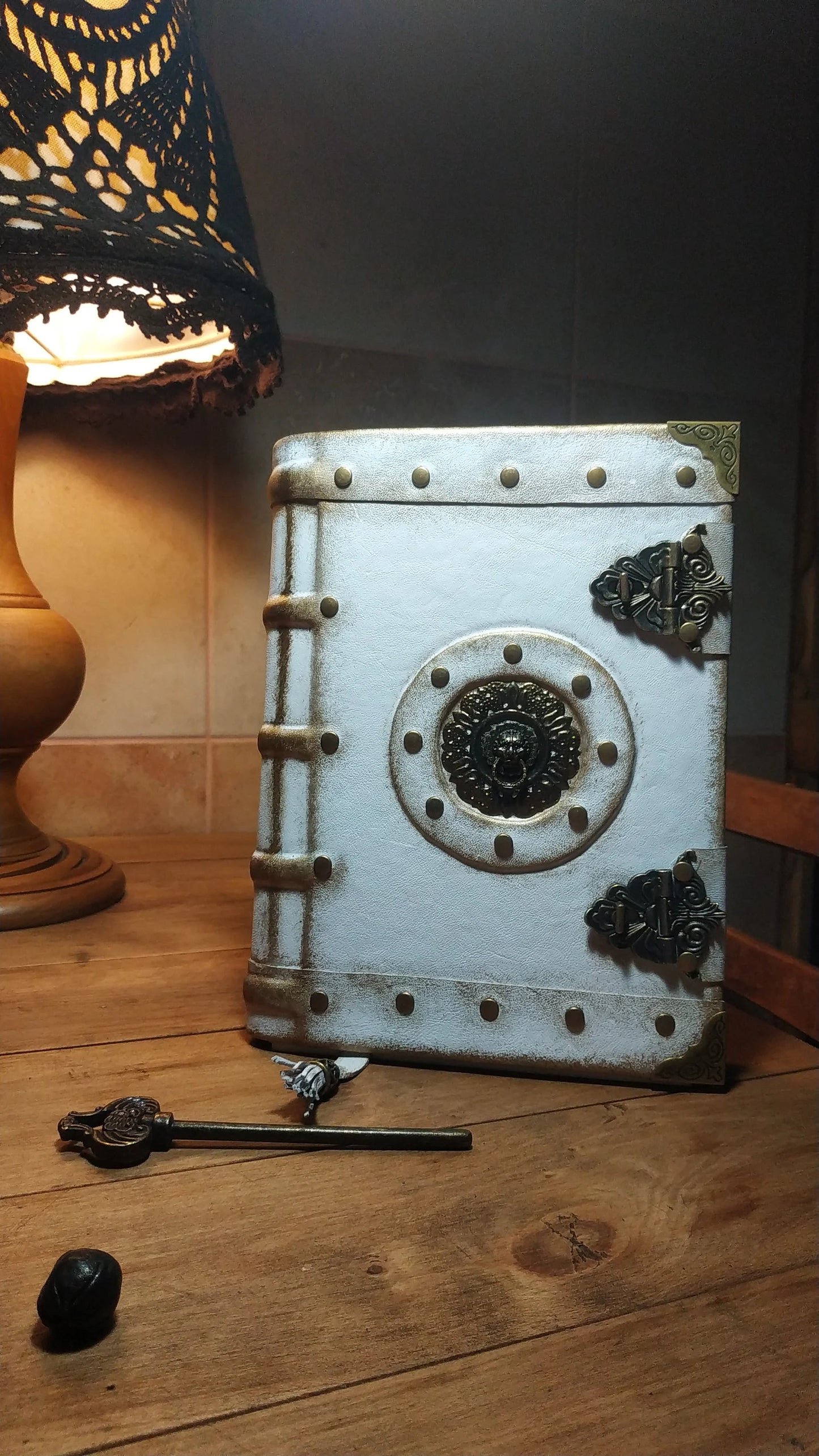 White and Gold Leather Journal with Antique Locks – Handmade Vintage Book of Shadows Notebook