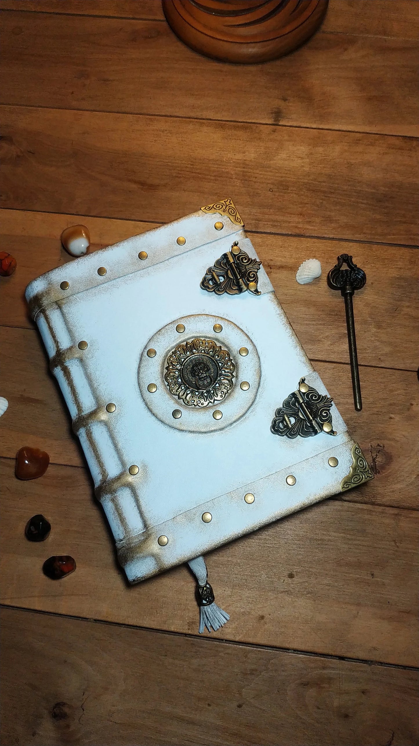White and Gold Leather Journal with Antique Locks – Handmade Vintage Book of Shadows Notebook