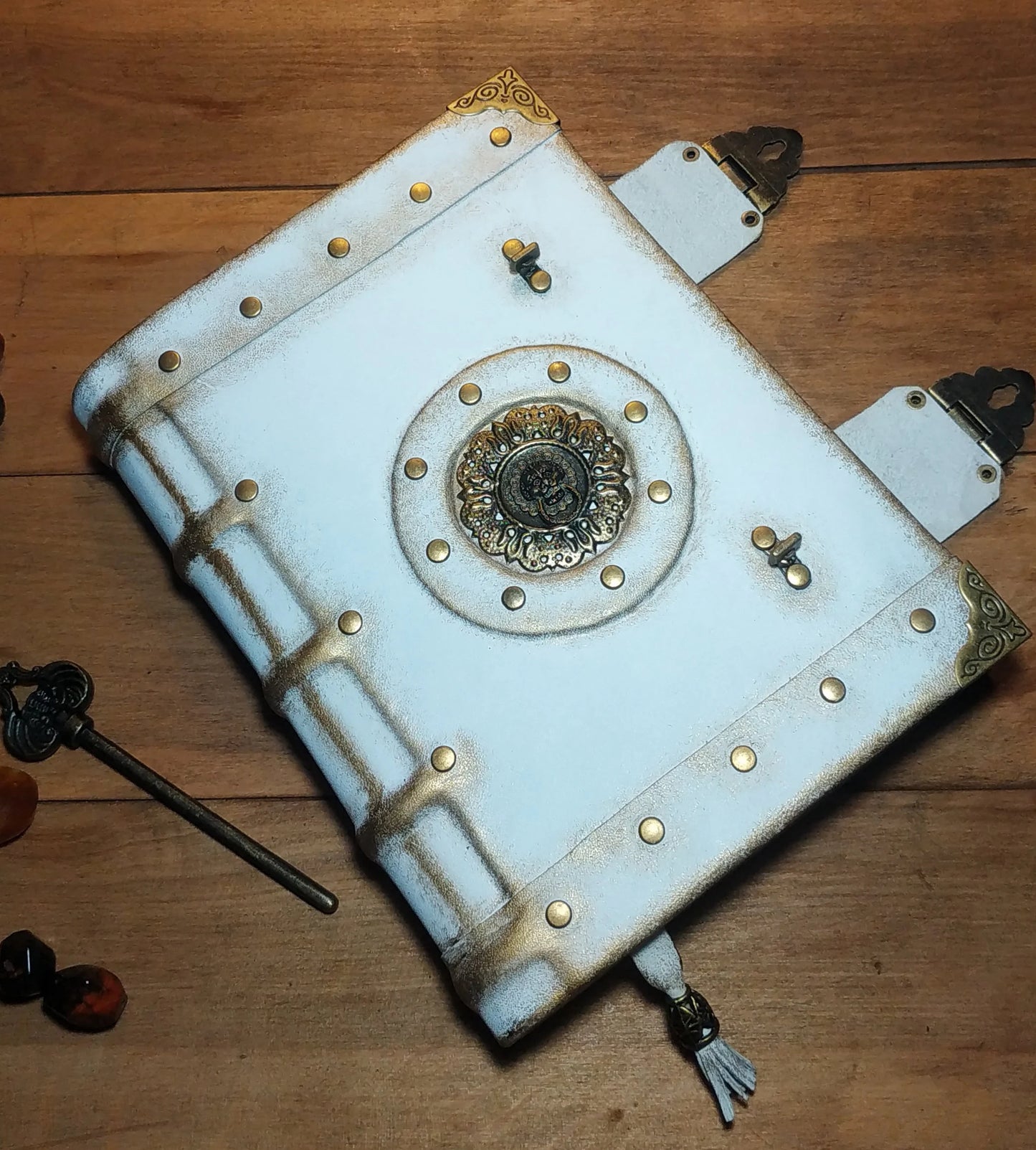 White and Gold Leather Journal with Antique Locks – Handmade Vintage Book of Shadows Notebook
