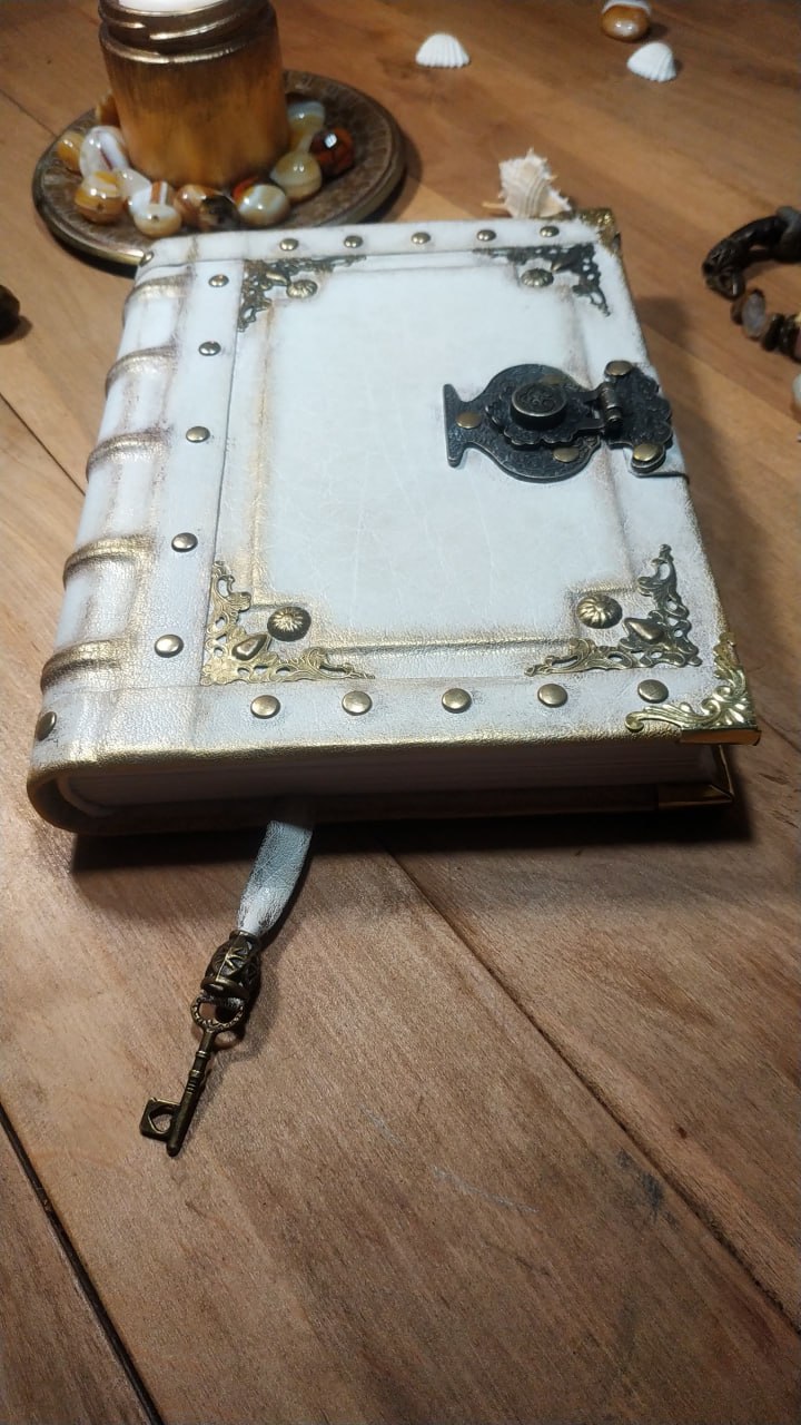 White Leather Journal with Antique Lock – Handmade Vintage Blank Notebook, Book of Shadows