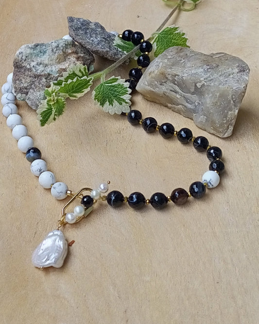 Madagascar agate and howlite necklace white black gem jewelry with  fresh water Baroque pearl pendant
